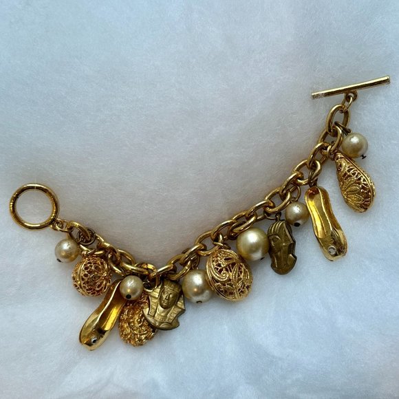 Gorgeous Goldtone Charm Bracelet - Picture 2 of 7